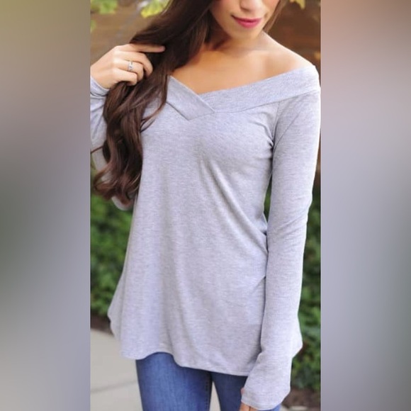 Gray Ribbed Wide V Neck Long Sleeve Top - Picture 3 of 6